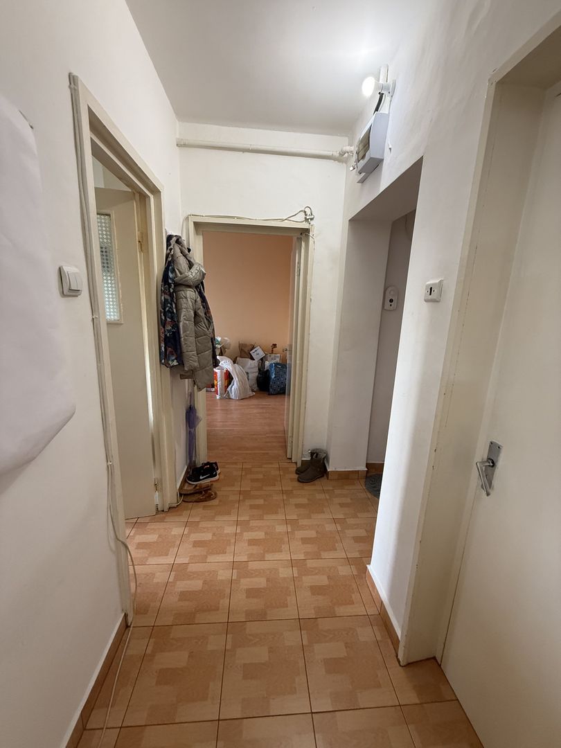 Apartament 3 camere 60 mp etaj 2 - Campina ,langa OMV - Poză 18