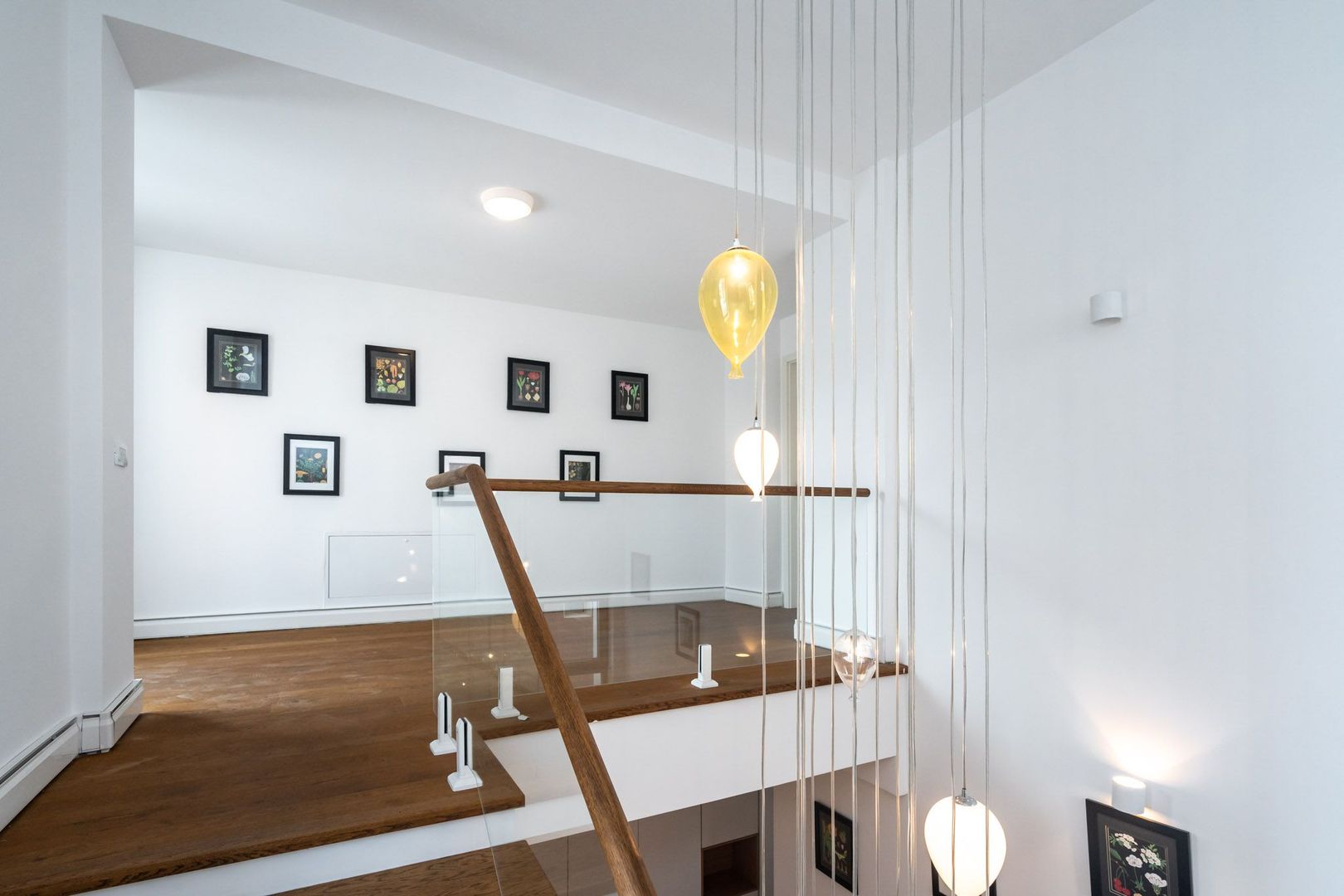 COMISION 0% - Vila eleganta P+2E 380 mp utili, teren 470mp, lac propriu + ponton - Poză 16