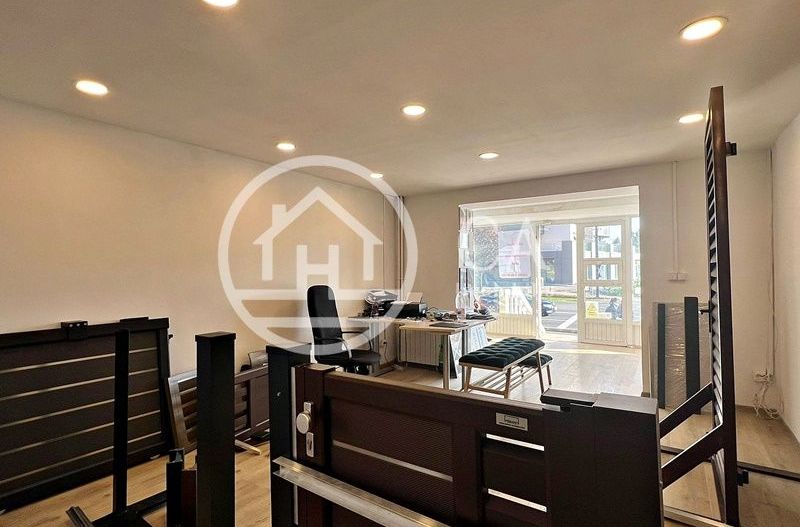 Spațiu comercial cu 2 camere de închiriat în Calea Aradului, Oradea - Poză 4