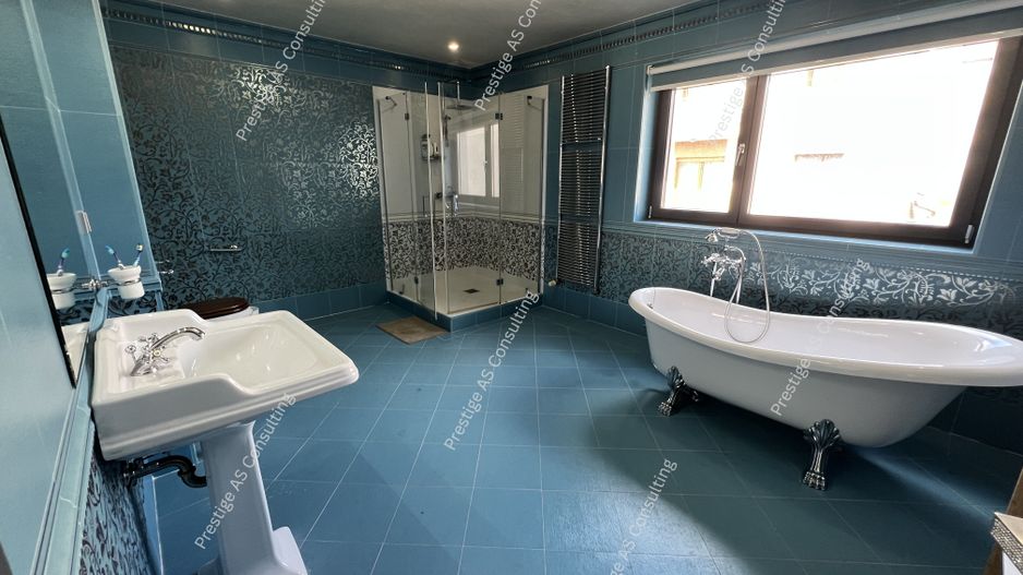 Vila exclusivista 7 Camere | 1056mp Teren | Calea Lipovei - Poză 8