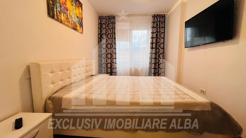 Apartament cu 4 camere, etaj intermediar, Cetate - Poză 5