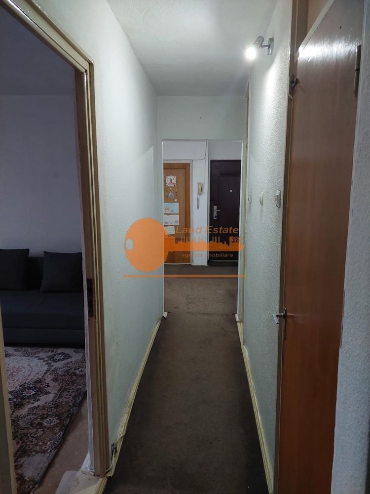 Apartament cu 3 camere in zona Rahova - Poză 7