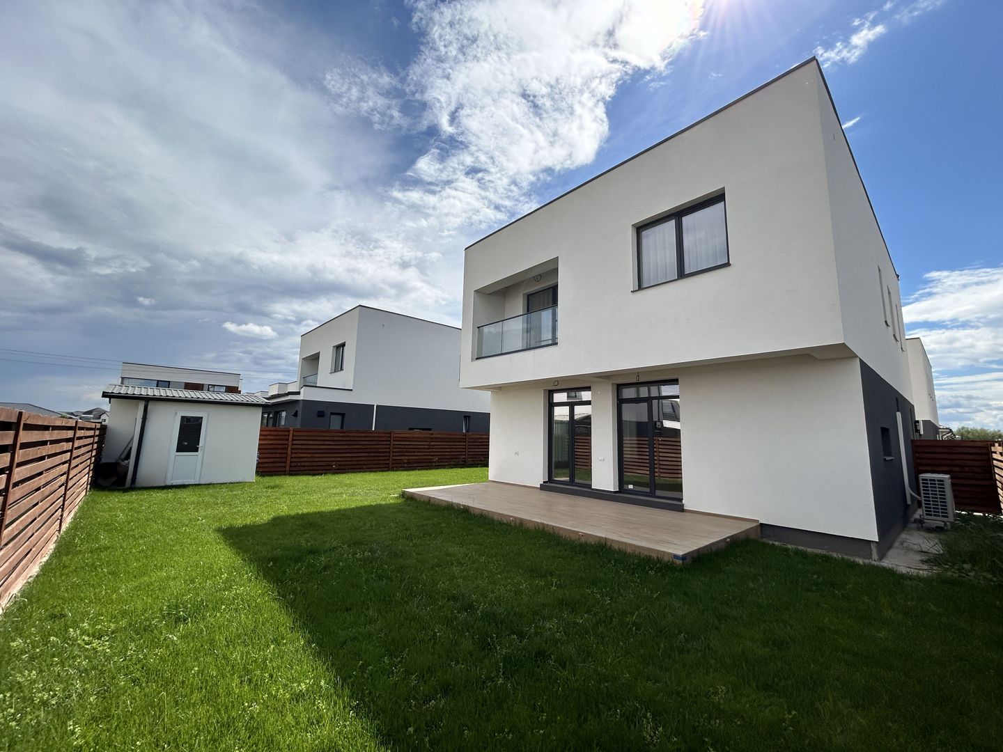 Vila individuala 4 camere | Tunari | Sistem Energetic Centralizat - Poză 5