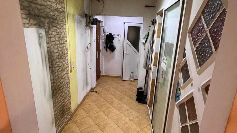 Apartament 4 camere bloc anvelopat Apusului, Pacii, Militari - Poză 8