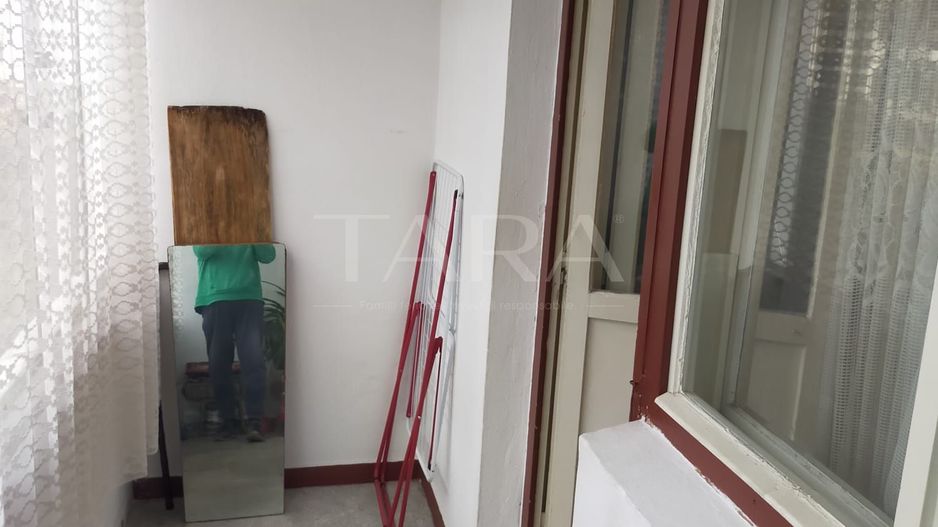 Apartament cu 3 camere decomandate, 2 băi și 2 beciuri, Mănăștur . - Poză 7