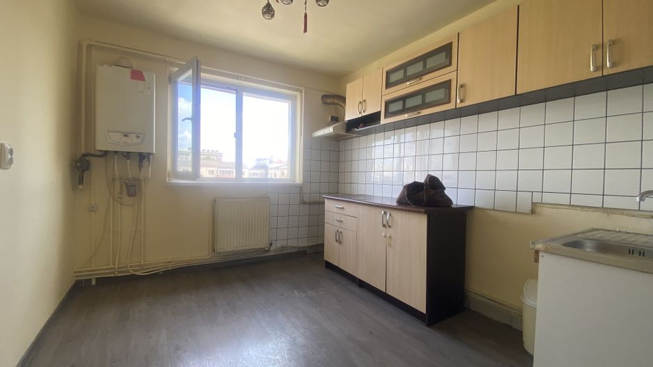 Camere spatioase!Vanzare apartament cu 2 camere, Targoviste - Micro 11 - Poză 6