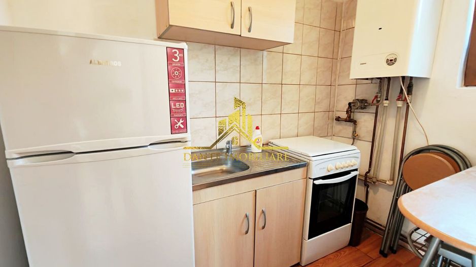 Garsoniera, decomandat, mobilat modern, spatios, Gruia, zona Garii - Poză 4