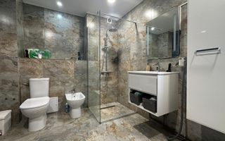 Imobil cu 5 apartamente separate, ideal pentru investitie - zona UMF! - Poză 10