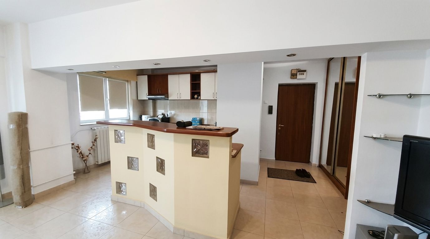 Închiriez Apartament cu 🏡 2 camere, Calea Moșilor, zonă centrală - Poză 1