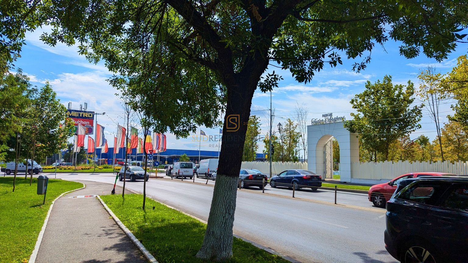 Apartament ideal, 4 camere si terasa impresionanta-Rond Metro Berceni - Poză 11