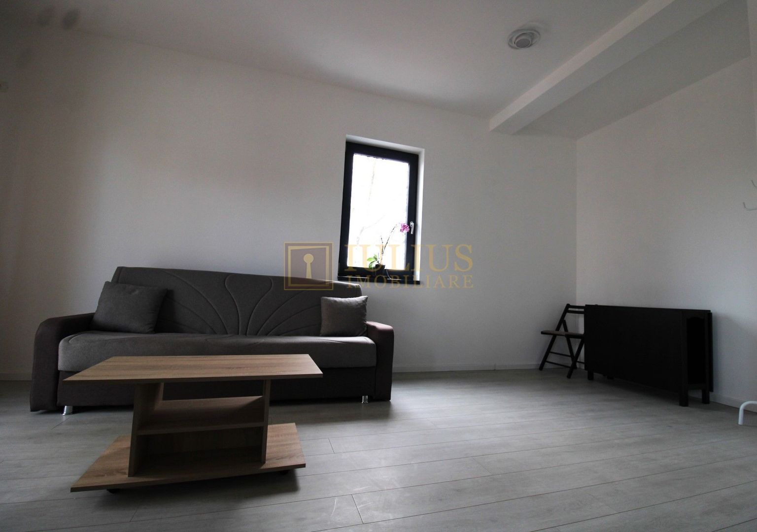 2 camere, centrală proprie, loc de parcare, bloc nou/ Aradului - Poză 2
