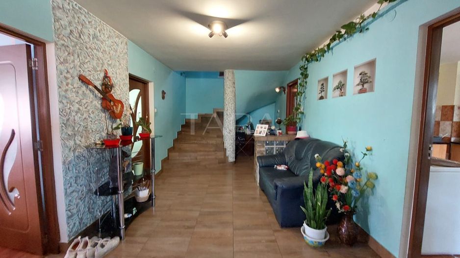 Oportunitate unica! Casa cu 4 camere ideala pentru familie. - Poză 3