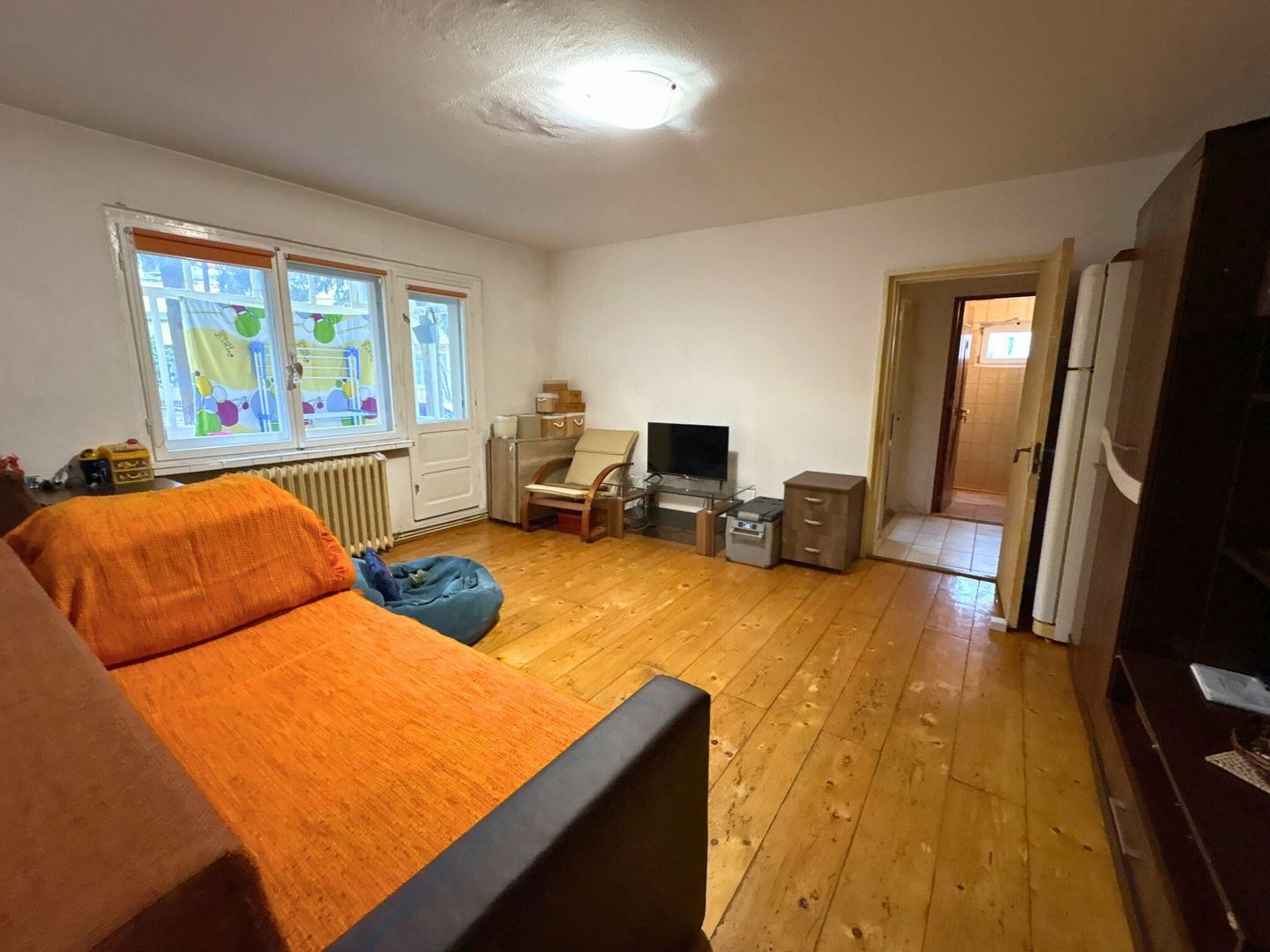 Apartament 2 camere parter 50 M² zona linistita Simeria - Poză 1