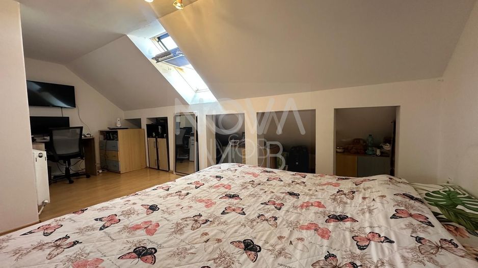Apartament tip mansarda, intabulat Zona Vasile Aaron - Str. Soimului - Poză 7