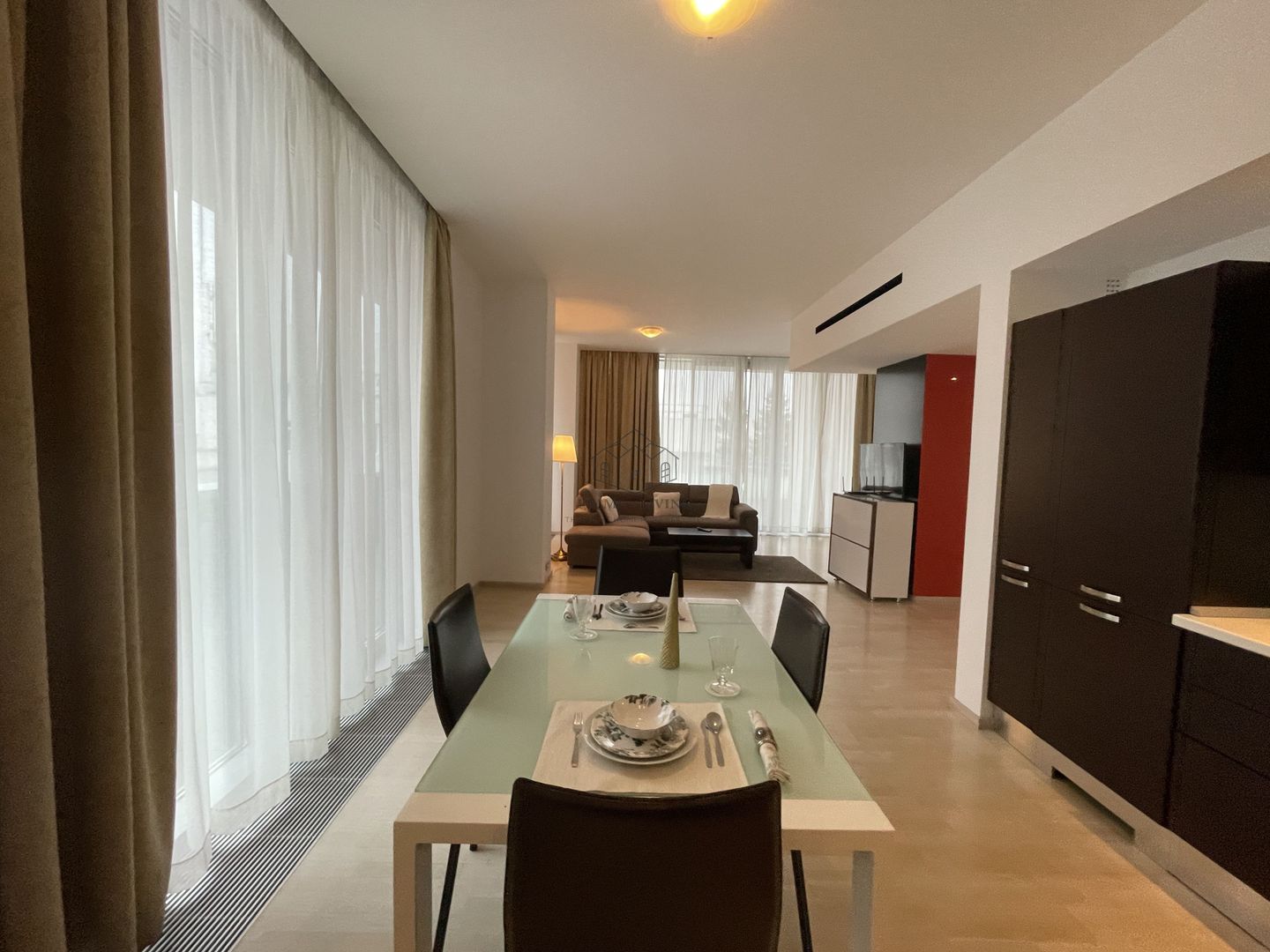 APARTAMENT SUPERB DE 3 CAMERE LA INCHIRIERE IN ZONA DOROBANTI - Poză 10