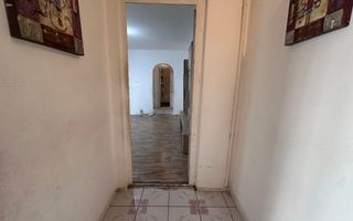 ETAJ 1! Vânzare apartament cu 2 camere în M11 - Târgoviște - Poză 2