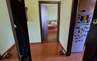 Aradului Vest, 3 camere decomandate, 2 bai, 2 balcoane, centrala gaz, - Poză 2