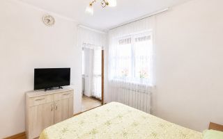 Casă generoasă cu 2 Nivele și confort modern – 10 Ari, Băcioi (sat Frumușica) - Poză 8