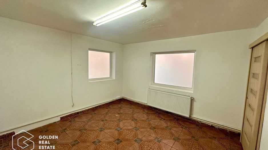 Oportunitate! Spatiu comercial modern si frumos amenajat, Uta, 4 camere, 190 mp - Poză 6