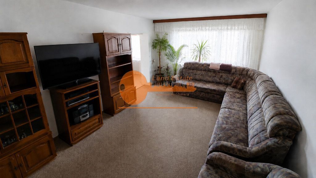 Apartament cu 4 camere in zona Gorjului - Poză 7