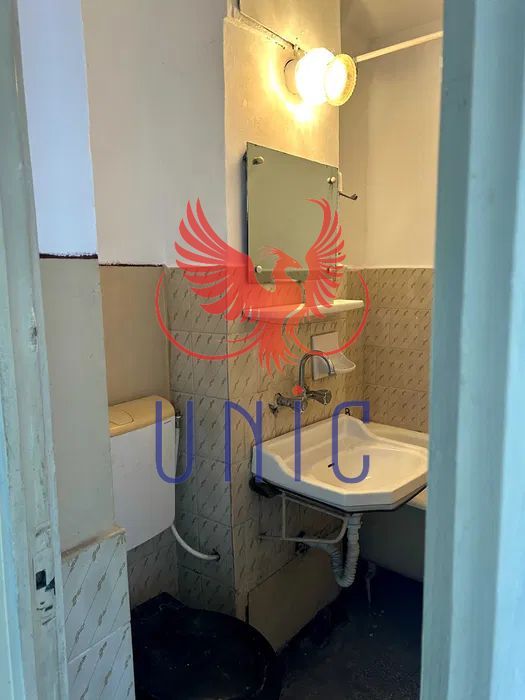 Apartament 2 camere - Rovine, etaj 3/4 - 72 000 euro - Poză 4