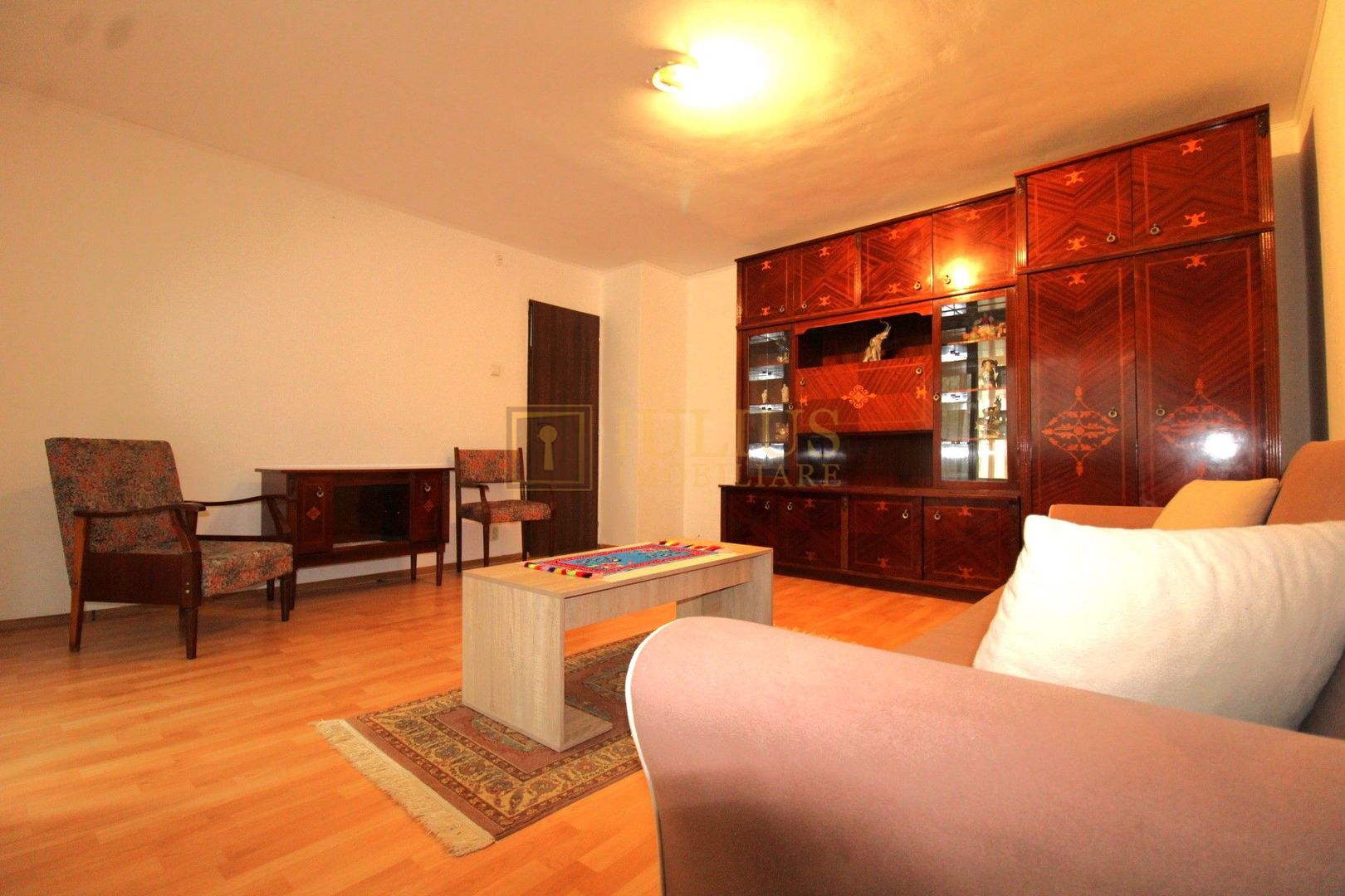 2 camere, centrala proprie, zona Bucovina, loc de parcare langa bloc - Poză 5