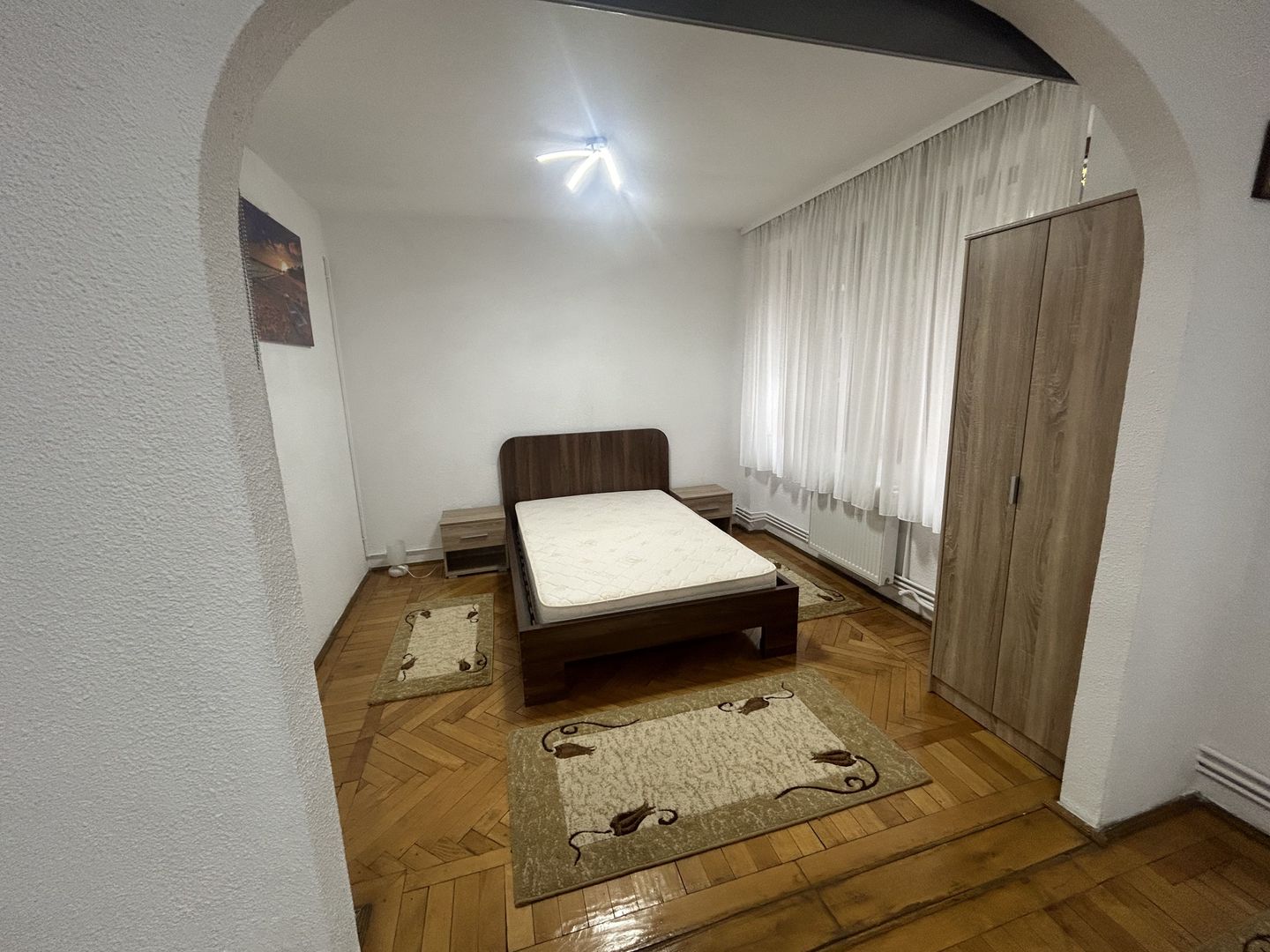 3 Camere Vatra Luminoasa - Poză 5