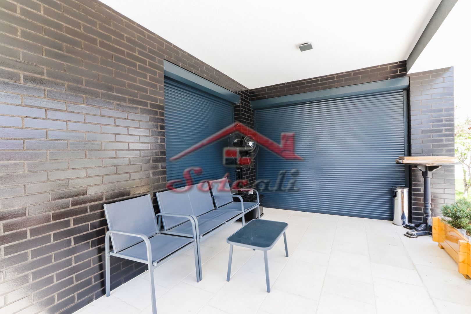 VILĂ MODERNĂ DE LUX CU PISCINĂ, FOTOVOLTAICE ȘI FOIȘOR – BREAZA - Poză 12