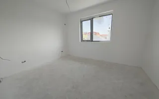 Strada Miorita I P+E | 5 camere | 3 bai | Teren 400 mp - Poză 15