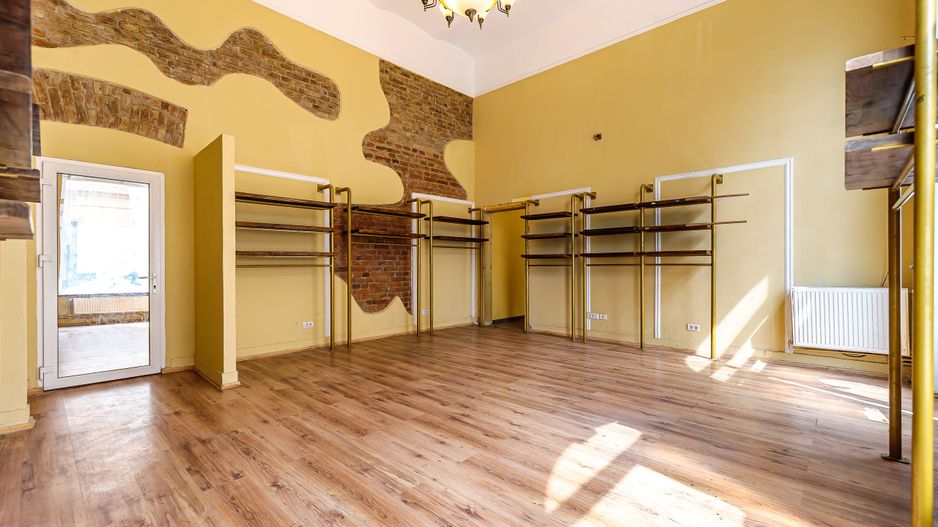 Spațiu comercial în Piața Catedralei - Poză 15