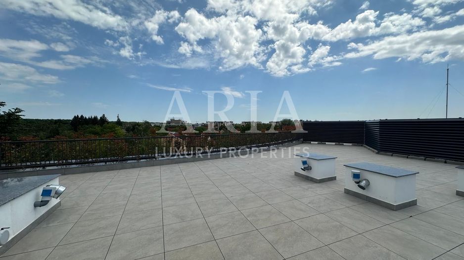 Penthouse superb -  vedere către pădure - Poză 8