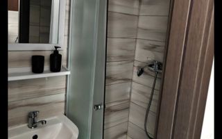Vand camera camin 12 mp, Bularga, Iasi - WC si dus in casa, mobilat, utilat - Poză 8