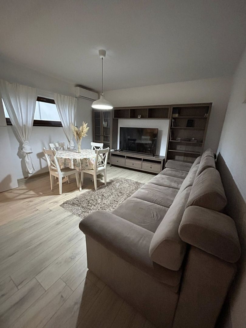 Casa centrala- Craiova - Poză 1