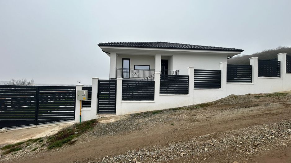 Casa Individuala, 140mp utili, 600mp teren, Zona Cetate - Poză 1