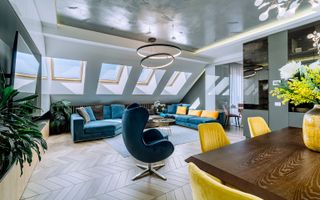 Penthouse 4 camere, ultracentral, Oradea. 800 000 E + TVA. Comision 0 - Poză 1