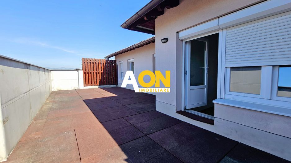 Apartament tip Penthouse, 4 camere, 2 bai, 108 mp utili + boxa, Centru - Poză 13