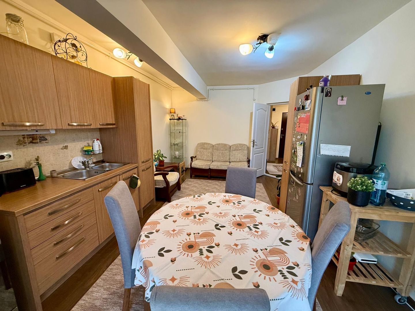 Apartament cu 2 camere de vânzare pe strada Edgar Quinet - Mănăștur - Poză 2