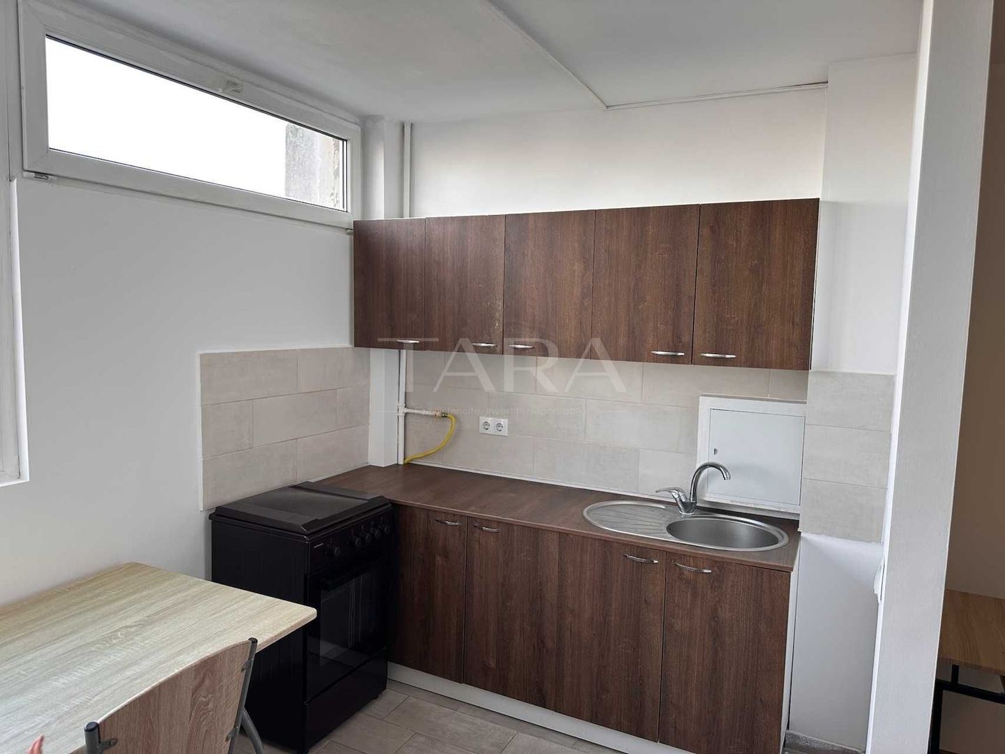 Garsonieră renovată – zona Piata Flora. - Poză 3