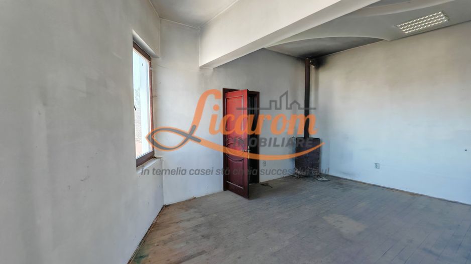 Cladire P+4 Rasnov- Central, IDEAL INVESTITIE. - Poză 10