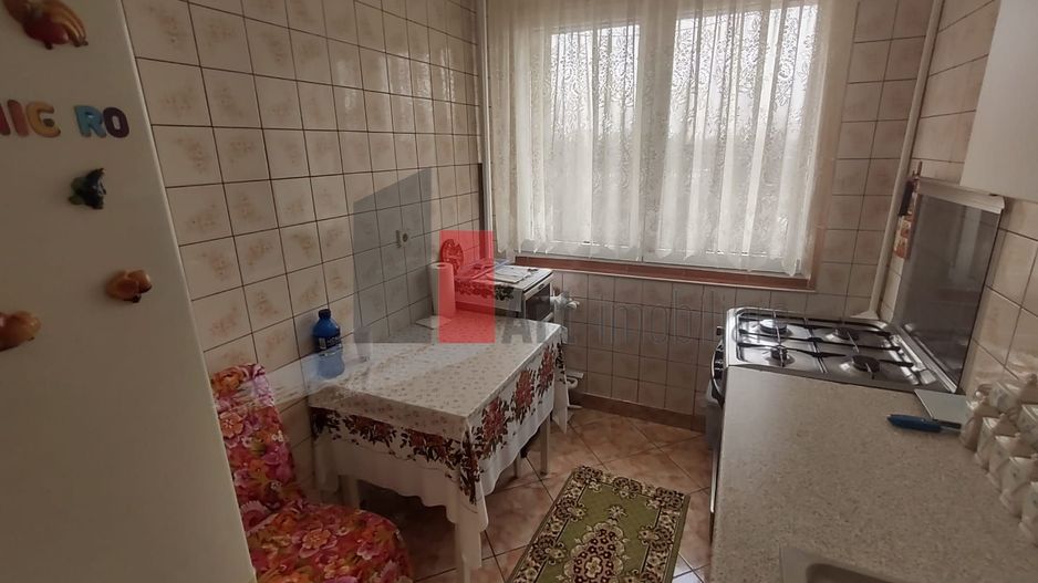 Vânzare apartament 3 camere semidecomandat Bd. Obregia - Cultural - Poză 27
