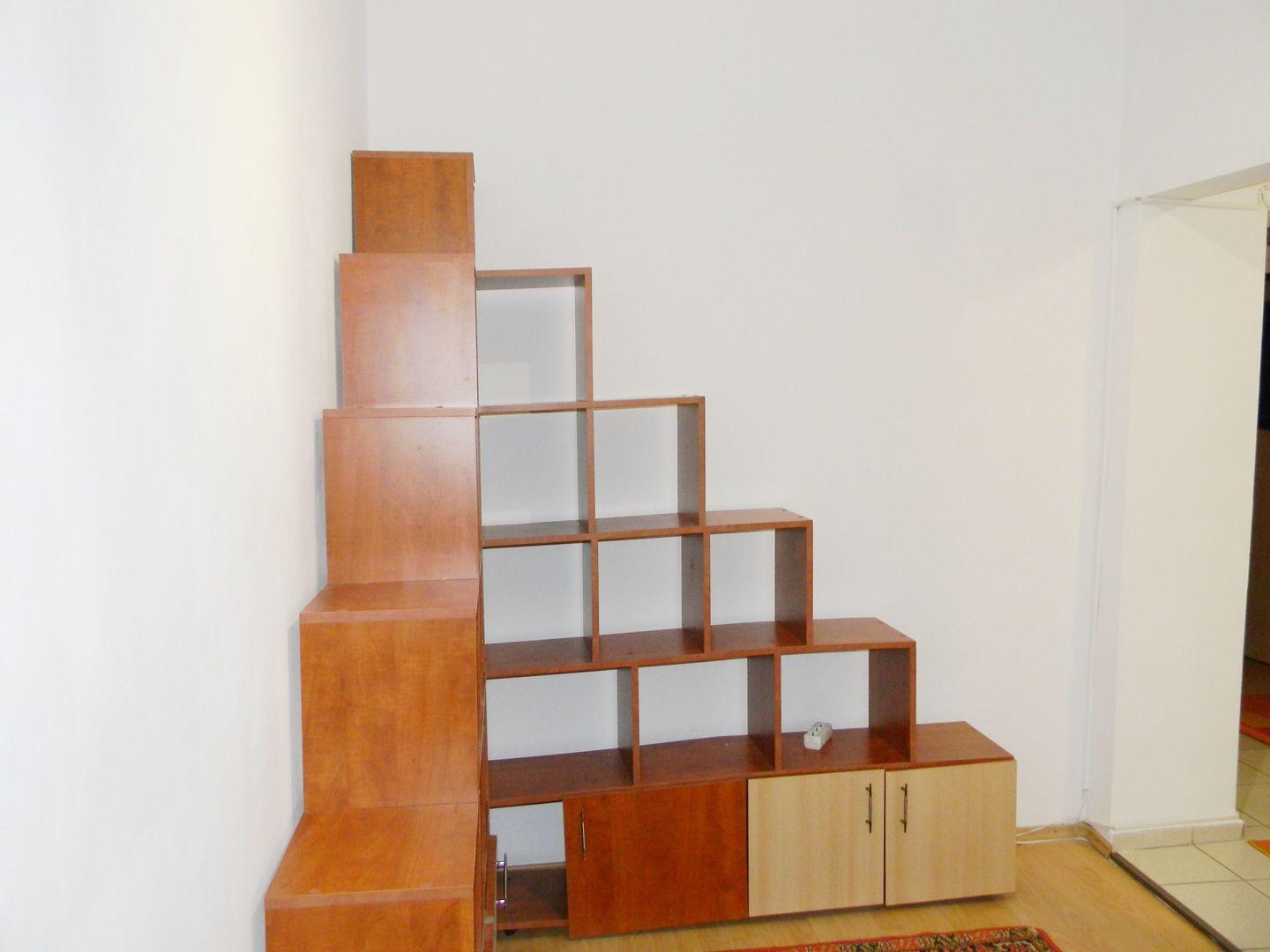 Apartament cu 3 camere mobilate,cartier Tractoru - Poză 9