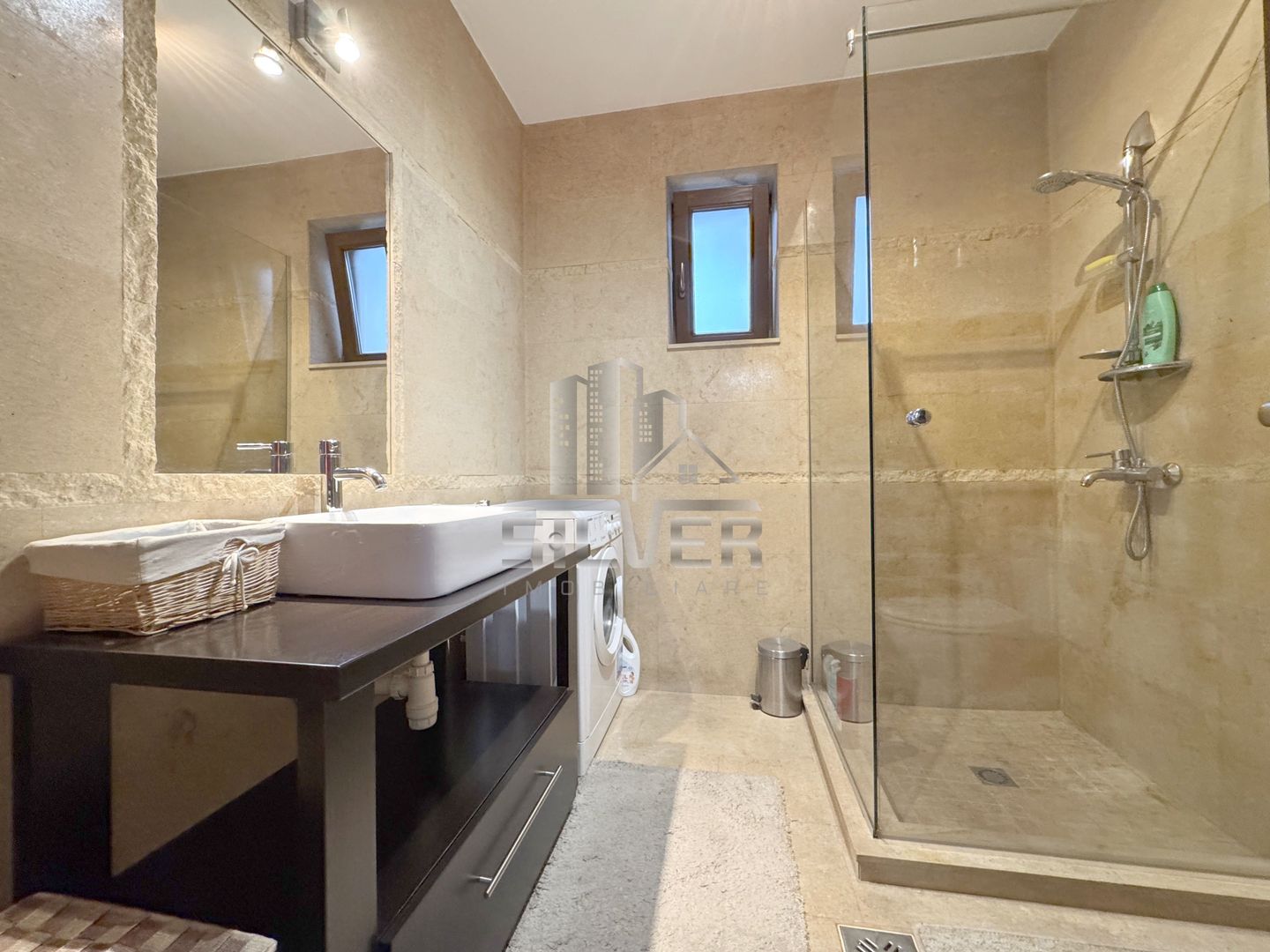 Casa individuala cu teren de 354 mp. - Poză 10