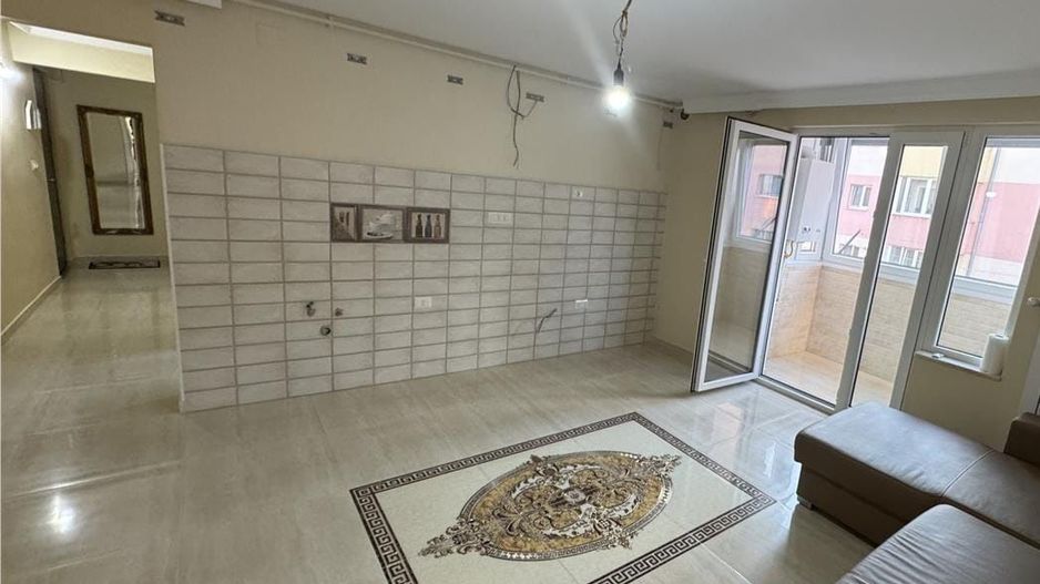 Vând apartament  in Alba Iulia - Poză 1