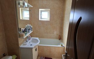 Apartament cu 2 camere - 53mp - Zona Lipovei - Poză 2