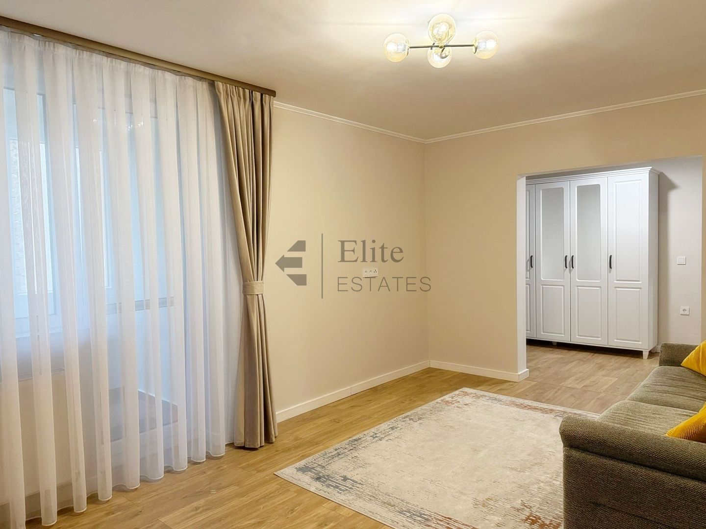 Apartament modern cu 2 camere de inchiriat in Decebal - Poză 11