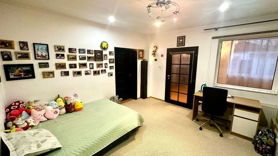 Casa moderna, 2 corpuri de cladire, teren 1000 mp, zona Aradul Nou - Poză 6