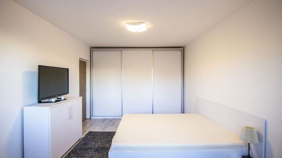 Apartament 3 Camere, Str. Aleea Dealul Măcinului, Valea Ialomitei - Poză 1