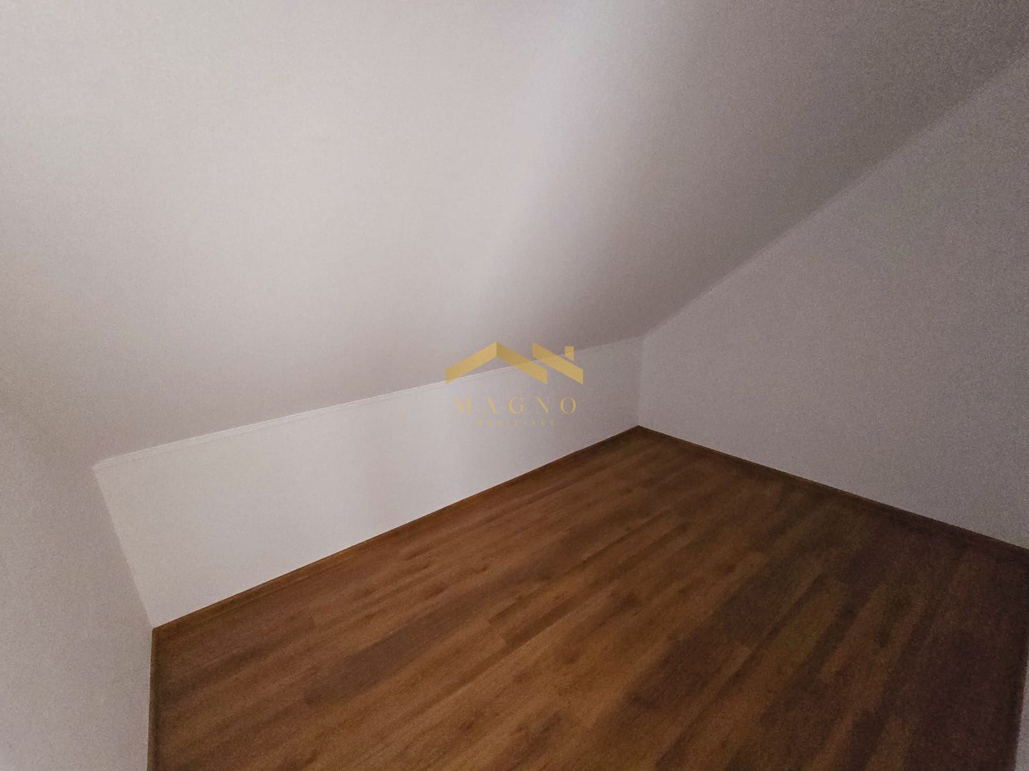 VILA P+M NOUA DE VANZARE IN LIPOVA BAI - Poză 18