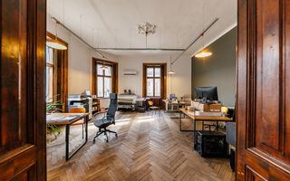 Cladire Istorica - Zona Baile Neptun - Comision 0% - Poză 1