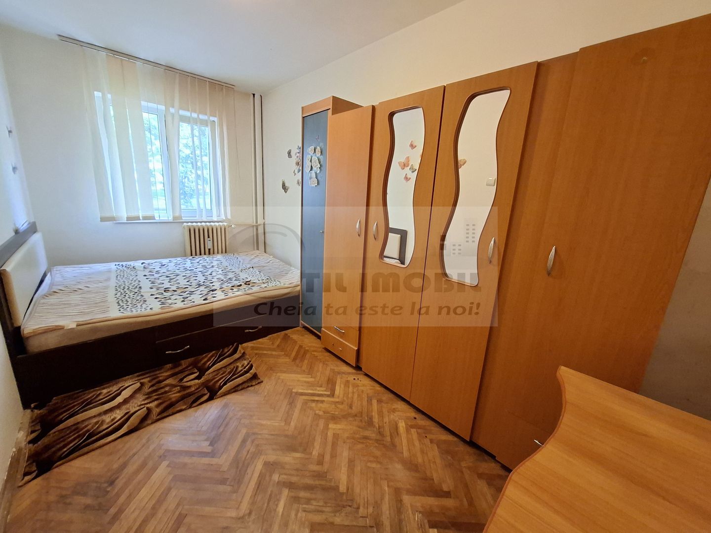 Liber, apartament 2 camere Podu Ros Cantemir, bloc fara risc - Poză 2